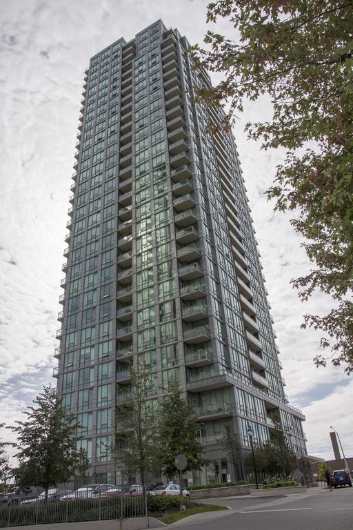 Maplewood Furnished Suites Mississauga Exteriör bild