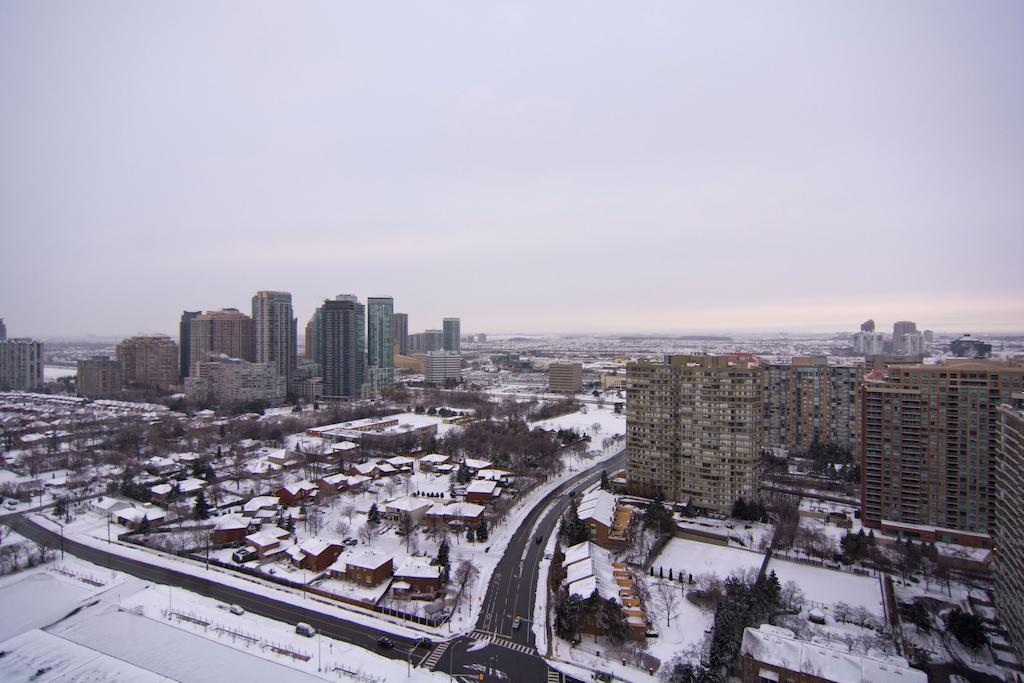 Maplewood Furnished Suites Mississauga Exteriör bild